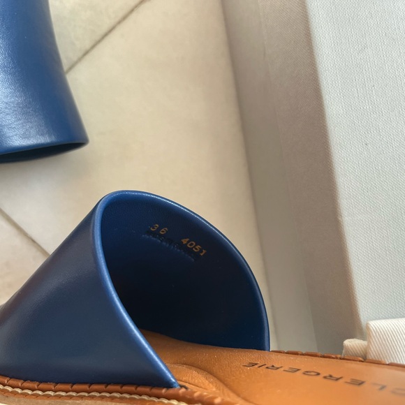 Clergerie  Made in France, beautiful blue, size 6 - Picture 5 of 5